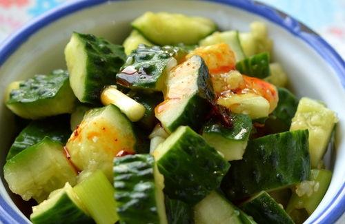 小姑子吃瓜,揭秘家庭纷争背后的真相  第2张