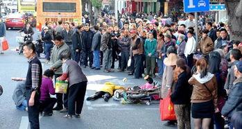 吃瓜围观现场,吃瓜群众围观大事件  第2张